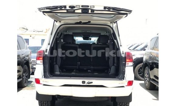 Buy Import Toyota Land Cruiser White Car in Import - Dubai in Ahal Buy Import Toyota Land Cruiser White Car in Import - Dubai in Ahal