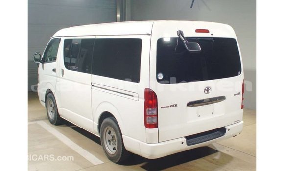 Buy Import Toyota Hiace White Car in Import - Dubai in Ahal Buy Import Toyota Hiace White Car in Import - Dubai in Ahal