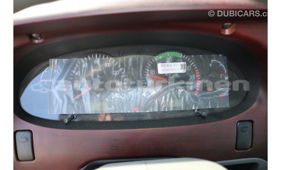 Buy Import Hyundai Chorus White Truck in Import - Dubai in Ahal