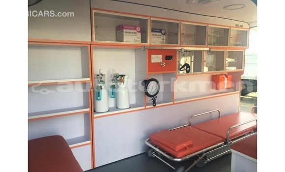 Buy Import Toyota Hiace White Car in Import - Dubai in Ahal Buy Import Toyota Hiace White Car in Import - Dubai in Ahal