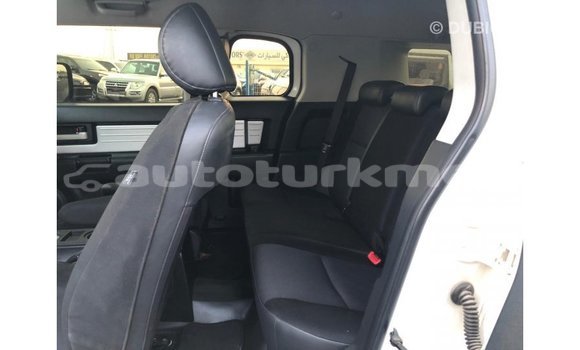 Buy Import Toyota FJ Cruiser White Car in Import - Dubai in Ahal Buy Import Toyota FJ Cruiser White Car in Import - Dubai in Ahal