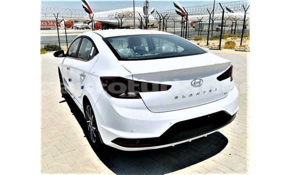 Buy Import Hyundai Elantra White Car in Import - Dubai in Ahal Buy Import Hyundai Elantra White Car in Import - Dubai in Ahal