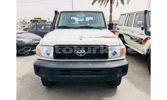 Buy Import Toyota Land Cruiser White Car in Import - Dubai in Ahal Buy Import Toyota Land Cruiser White Car in Import - Dubai in Ahal