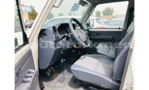 Buy Import Toyota Land Cruiser White Car in Import - Dubai in Ahal Buy Import Toyota Land Cruiser White Car in Import - Dubai in Ahal