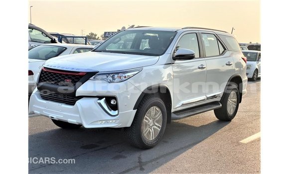 Buy Import Toyota Fortuner White Car in Import - Dubai in Ahal Buy Import Toyota Fortuner White Car in Import - Dubai in Ahal