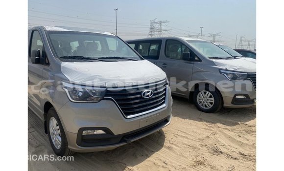 Buy Import Hyundai Chorus Other Truck in Import - Dubai in Ahal Buy Import Hyundai Chorus Other Truck in Import - Dubai in Ahal