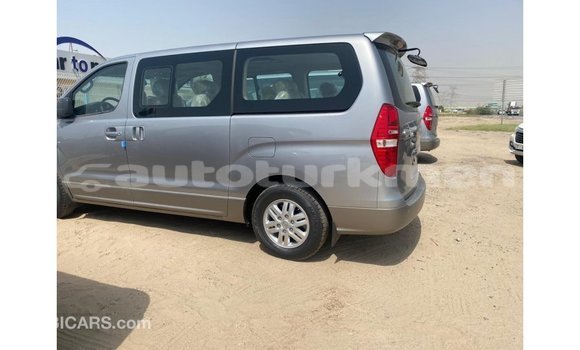 Buy Import Hyundai Chorus Other Truck in Import - Dubai in Ahal Buy Import Hyundai Chorus Other Truck in Import - Dubai in Ahal