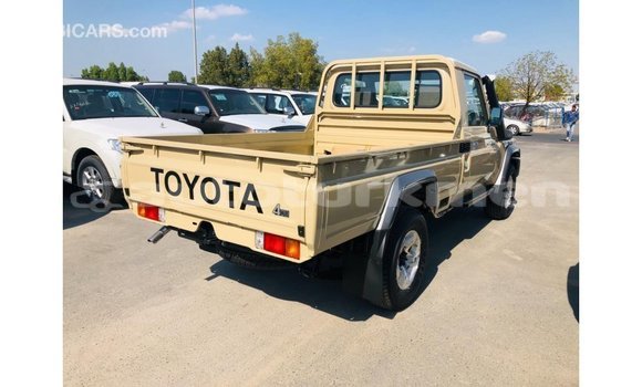 Buy Import Toyota Land Cruiser Beige Car in Import - Dubai in Ahal Buy Import Toyota Land Cruiser Beige Car in Import - Dubai in Ahal