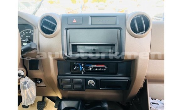 Buy Import Toyota Land Cruiser Beige Car in Import - Dubai in Ahal Buy Import Toyota Land Cruiser Beige Car in Import - Dubai in Ahal