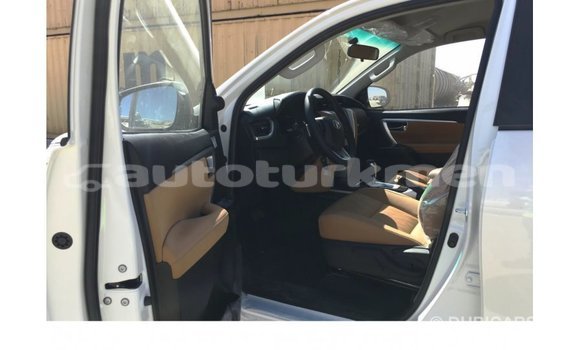 Buy Import Toyota Fortuner White Car in Import - Dubai in Ahal Buy Import Toyota Fortuner White Car in Import - Dubai in Ahal