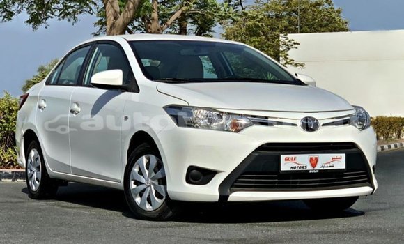 Buy Import Toyota Yaris White Car in Import - Dubai in Ahal