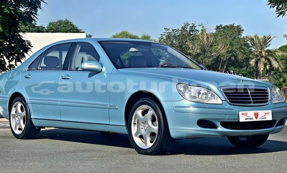 Buy Import Mercedes-Benz 200 Blue Car in Import - Dubai in Ahal