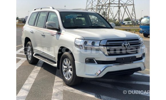 Buy Import Toyota Land Cruiser White Car in Import - Dubai in Ahal Buy Import Toyota Land Cruiser White Car in Import - Dubai in Ahal