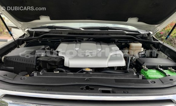 Buy Import Toyota Land Cruiser White Car in Import - Dubai in Ahal Buy Import Toyota Land Cruiser White Car in Import - Dubai in Ahal