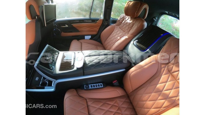 Big with watermark d5118d4b 0325 44f2 892c 34684afc77c4