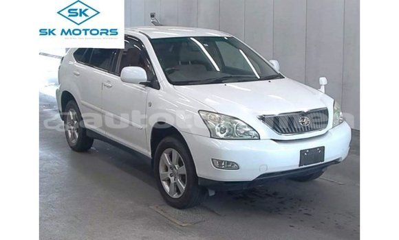 Buy Import Toyota Harrier White Car in Import - Dubai in Ahal