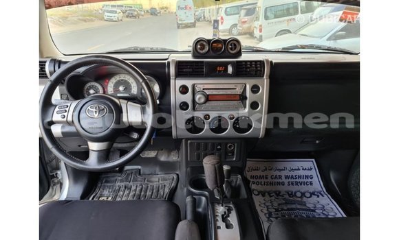 Buy Import Toyota FJ Cruiser Other Car in Import - Dubai in Ahal Buy Import Toyota FJ Cruiser Other Car in Import - Dubai in Ahal