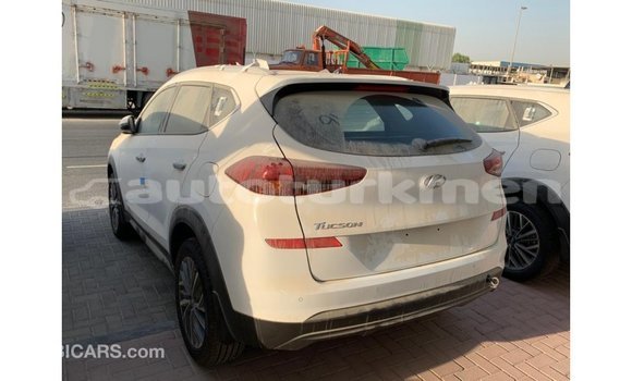 Buy Import Hyundai Tucson White Car in Import - Dubai in Ahal Buy Import Hyundai Tucson White Car in Import - Dubai in Ahal