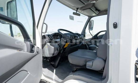 Buy New Hino 300 Series White Truck in Asgabat in Asgabat Buy New Hino 300 Series White Truck in Asgabat in Asgabat