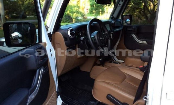 Buy Used Jeep Wrangler White Car in Akdepe in Dasoguz Buy Used Jeep Wrangler White Car in Akdepe in Dasoguz