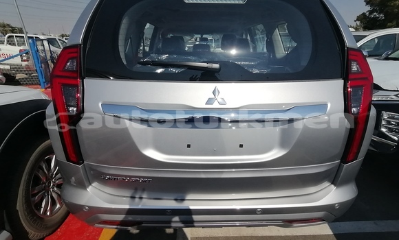 Buy New Mitsubishi Pajero Sport Beige Car in Asgabat in Asgabat Buy New Mitsubishi Pajero Sport Beige Car in Asgabat in Asgabat