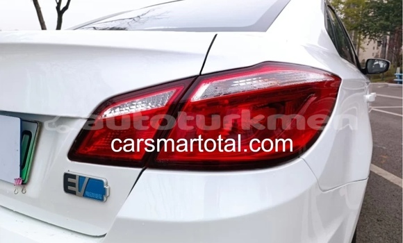 Buy Import Changan Eado White Car in Asgabat in Asgabat Buy Import Changan Eado White Car in Asgabat in Asgabat