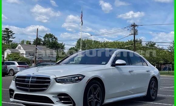 Buy Used Mercedes-Benz S–Class White Car in Adyndaky in Balkan