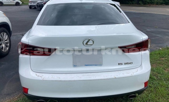 Buy Used Lexus IS White Car in Asgabat in Asgabat Buy Used Lexus IS White Car in Asgabat in Asgabat