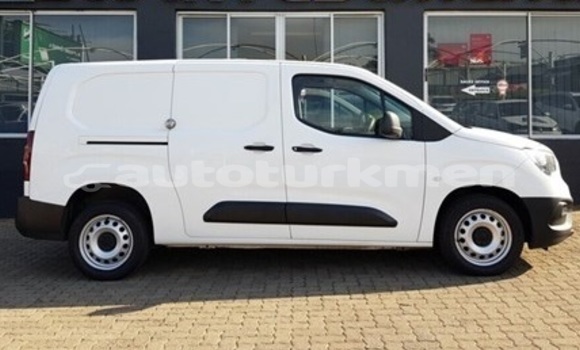 Buy Used Opel Combo White Car in Asgabat in Asgabat Buy Used Opel Combo White Car in Asgabat in Asgabat