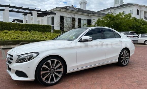 Buy Used Mercedes-Benz C250 coupe White Car in Eloten in Mari Buy Used Mercedes-Benz C250 coupe White Car in Eloten in Mari