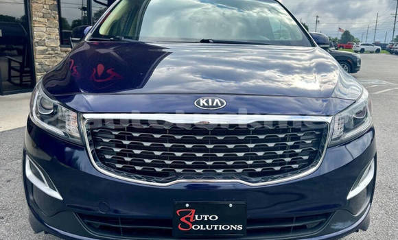 Buy Used Kia Sedona Blue Car in Asgabat in Asgabat Buy Used Kia Sedona Blue Car in Asgabat in Asgabat