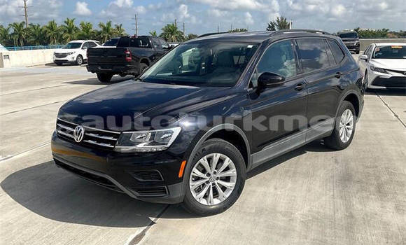 Buy Used Volkswagen Tiguan Black Car in Asgabat in Asgabat Buy Used Volkswagen Tiguan Black Car in Asgabat in Asgabat