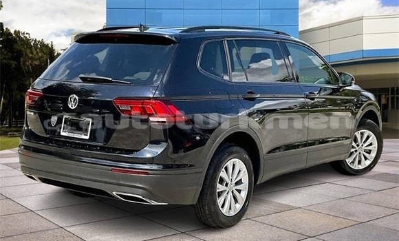 Buy Used Volkswagen Tiguan Black Car in Asgabat in Asgabat Buy Used Volkswagen Tiguan Black Car in Asgabat in Asgabat