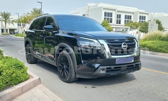 Buy Used Nissan Pathfinder Black Car in Asgabat in Asgabat Buy Used Nissan Pathfinder Black Car in Asgabat in Asgabat