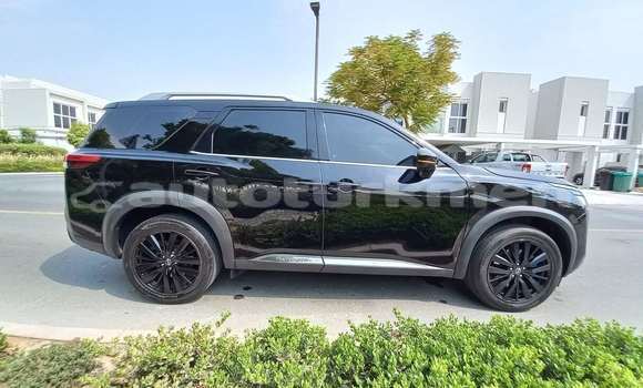 Buy Used Nissan Pathfinder Black Car in Asgabat in Asgabat Buy Used Nissan Pathfinder Black Car in Asgabat in Asgabat