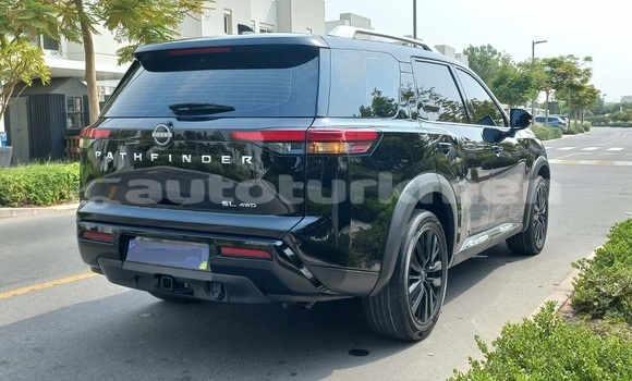 Buy Used Nissan Pathfinder Black Car in Asgabat in Asgabat Buy Used Nissan Pathfinder Black Car in Asgabat in Asgabat