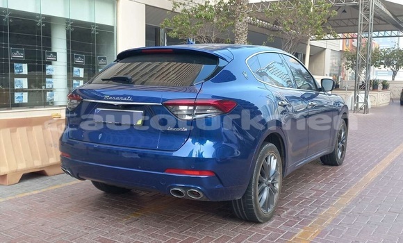 Buy Used Maserati Levante Blue Car in Asgabat in Asgabat Buy Used Maserati Levante Blue Car in Asgabat in Asgabat