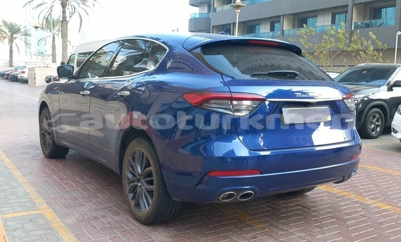 Buy Used Maserati Levante Blue Car in Asgabat in Asgabat Buy Used Maserati Levante Blue Car in Asgabat in Asgabat