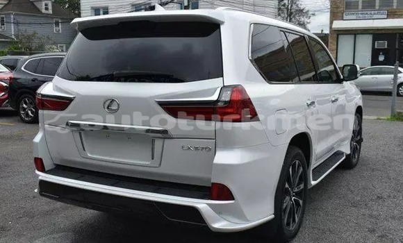Buy Used Lexus LX 570 White Car in Balkanabat in Balkan Buy Used Lexus LX 570 White Car in Balkanabat in Balkan