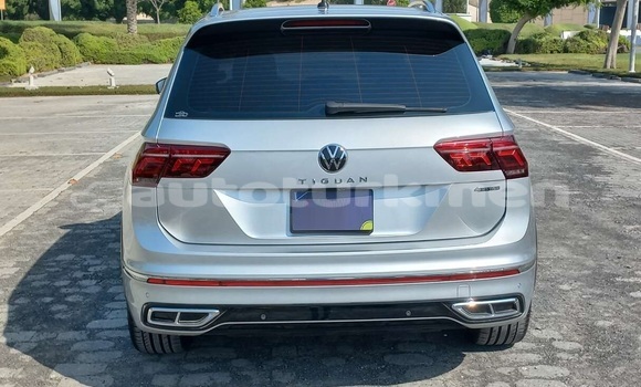 Buy Used Volkswagen Tiguan Silver Car in Asgabat in Asgabat Buy Used Volkswagen Tiguan Silver Car in Asgabat in Asgabat