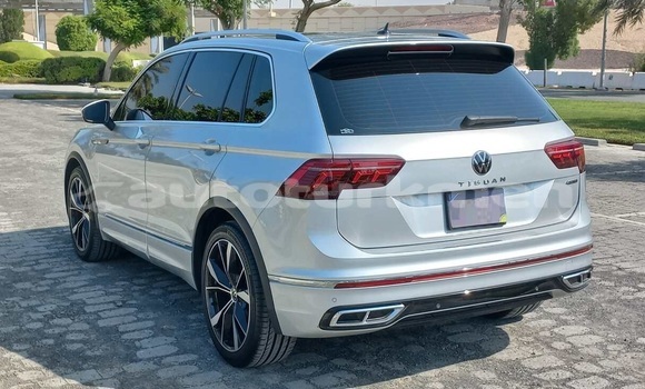 Buy Used Volkswagen Tiguan Silver Car in Asgabat in Asgabat Buy Used Volkswagen Tiguan Silver Car in Asgabat in Asgabat