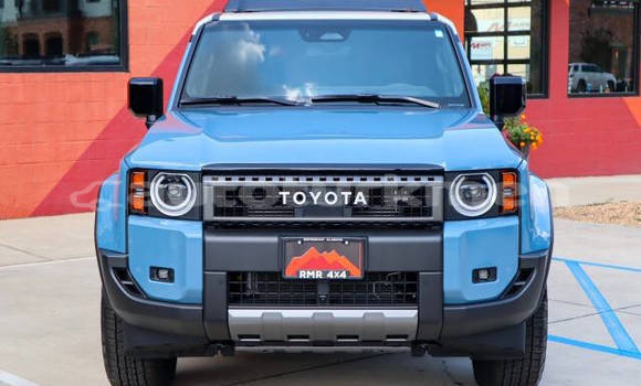 Buy Used Toyota Land Cruiser Other Car in Asgabat in Asgabat Buy Used Toyota Land Cruiser Other Car in Asgabat in Asgabat