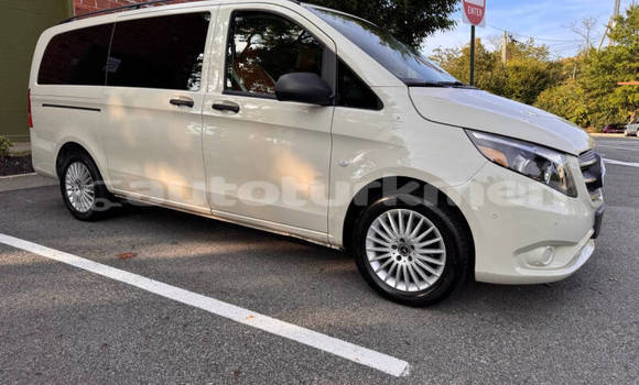 Buy Used Mercedes-Benz Vito White Car in Asgabat in Asgabat Buy Used Mercedes-Benz Vito White Car in Asgabat in Asgabat