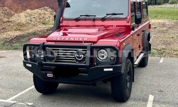 Buy Used Land Rover Defender Red Car in Asgabat in Asgabat Buy Used Land Rover Defender Red Car in Asgabat in Asgabat