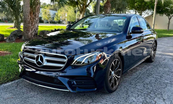 Buy Used Mercedes-Benz E–Class Blue Car in Asgabat in Asgabat Buy Used Mercedes-Benz E–Class Blue Car in Asgabat in Asgabat