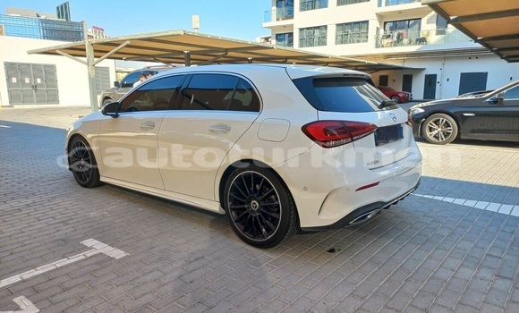 Buy Used Mercedes-Benz A200 White Car in Asgabat in Asgabat Buy Used Mercedes-Benz A200 White Car in Asgabat in Asgabat