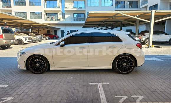 Buy Used Mercedes-Benz A200 White Car in Asgabat in Asgabat Buy Used Mercedes-Benz A200 White Car in Asgabat in Asgabat