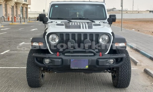 Buy Used Jeep Wrangler White Car in Asgabat in Asgabat Buy Used Jeep Wrangler White Car in Asgabat in Asgabat
