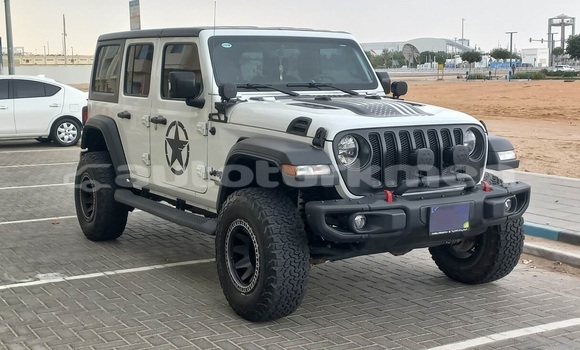Buy Used Jeep Wrangler White Car in Asgabat in Asgabat Buy Used Jeep Wrangler White Car in Asgabat in Asgabat