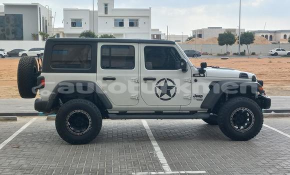 Buy Used Jeep Wrangler White Car in Asgabat in Asgabat Buy Used Jeep Wrangler White Car in Asgabat in Asgabat
